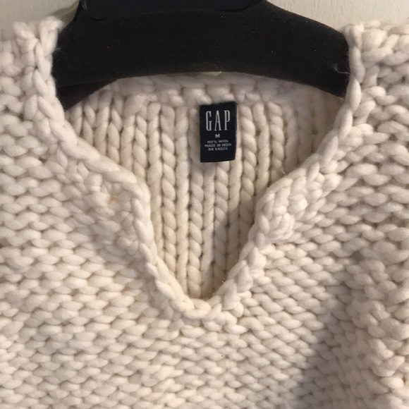 Gap 100% wool sweater size M, great condition - Picture 4 of 4